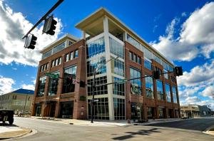 Summit Family Law Relocates to the Bank Independent Building on Holmes Ave NE in Huntsville