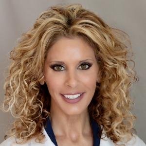 Dedicated Surgeon Dr. Sharona Ross Recently Featured on Close Up Radio